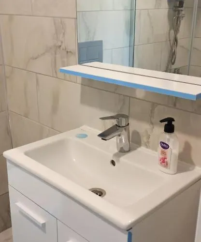 Airport Homestay szállás